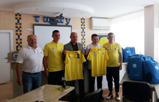 У новій формі - до нових перемог!